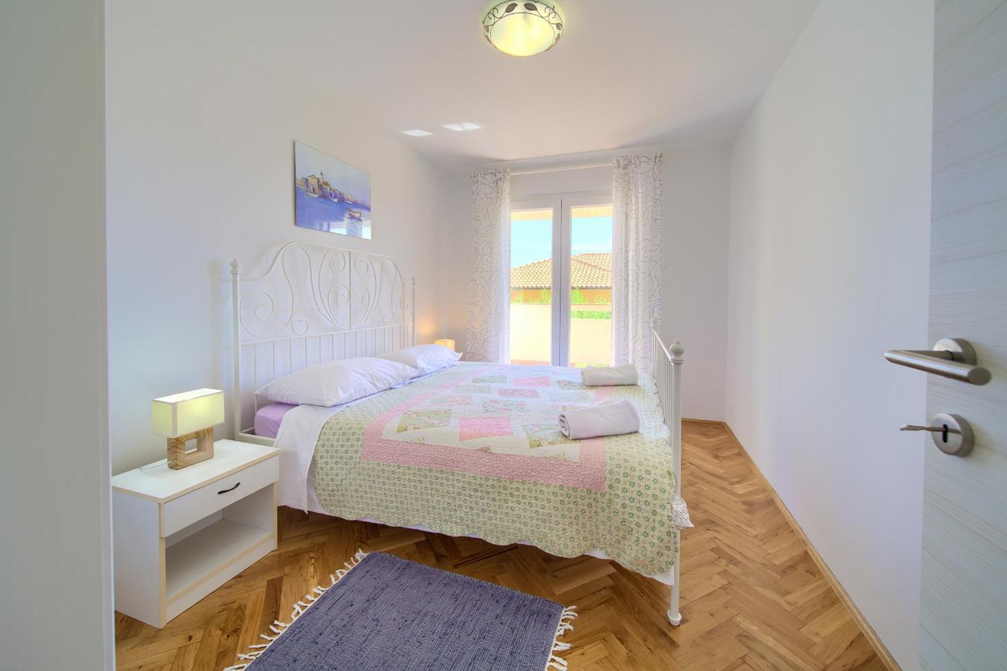 Apartments Rose Крк Екстер'єр фото